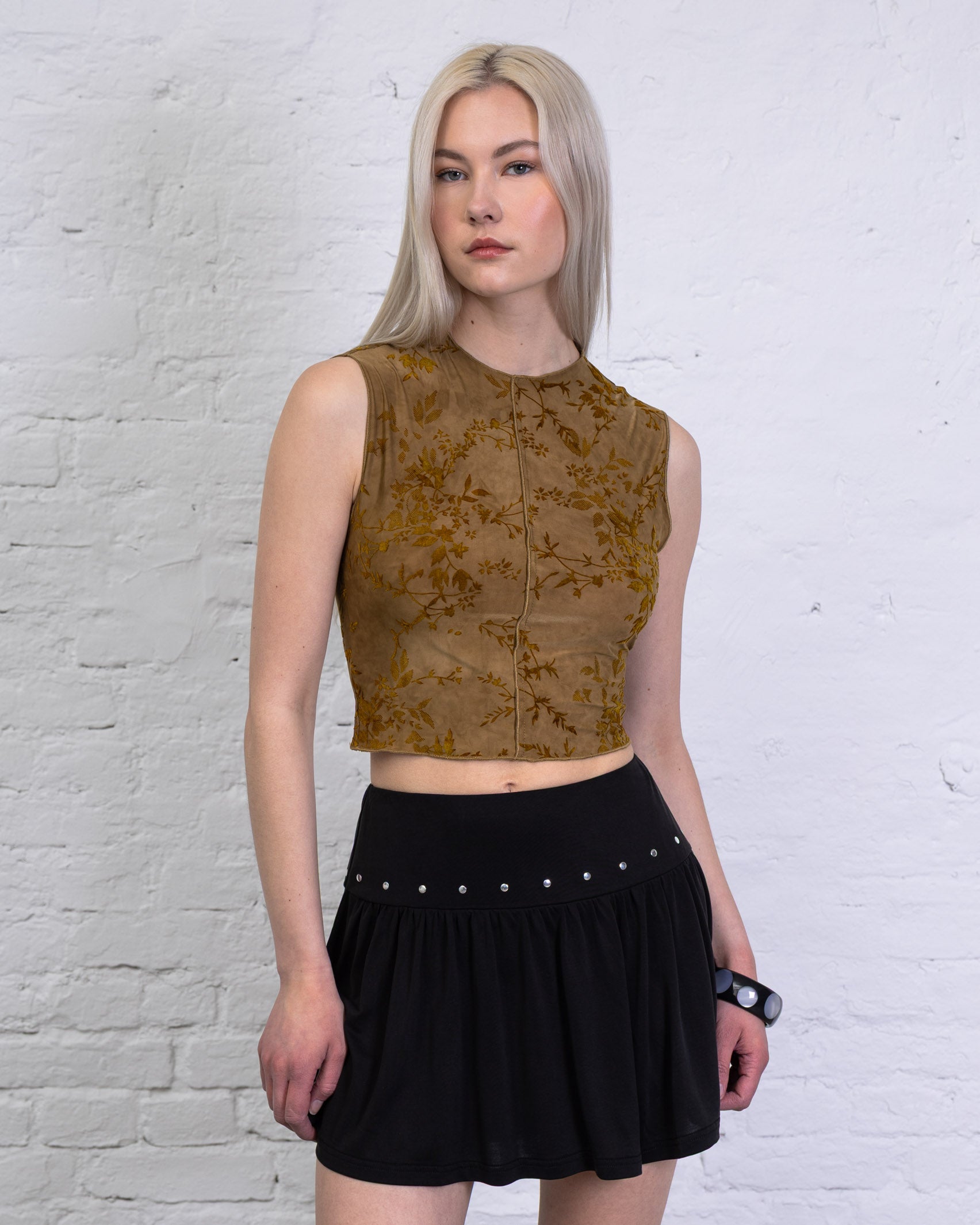 Top mit floralem Print aus Samt