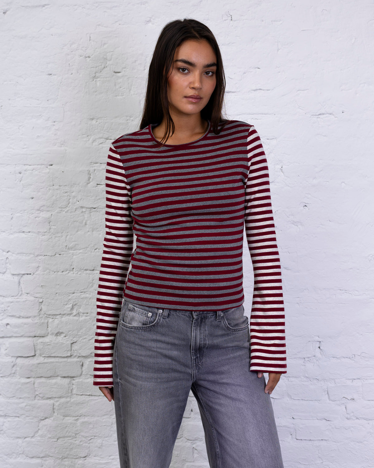 Gestreiftes Langarmshirt mit Farbmix