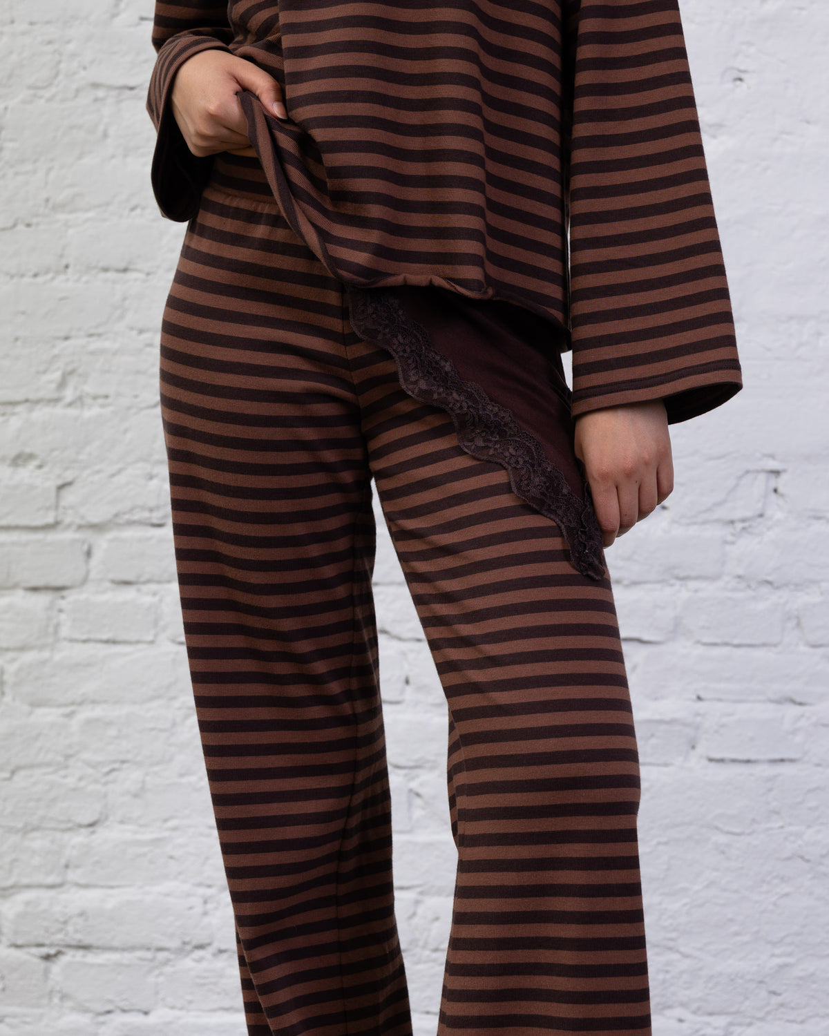 Sweatstoff Hose mit Streifen