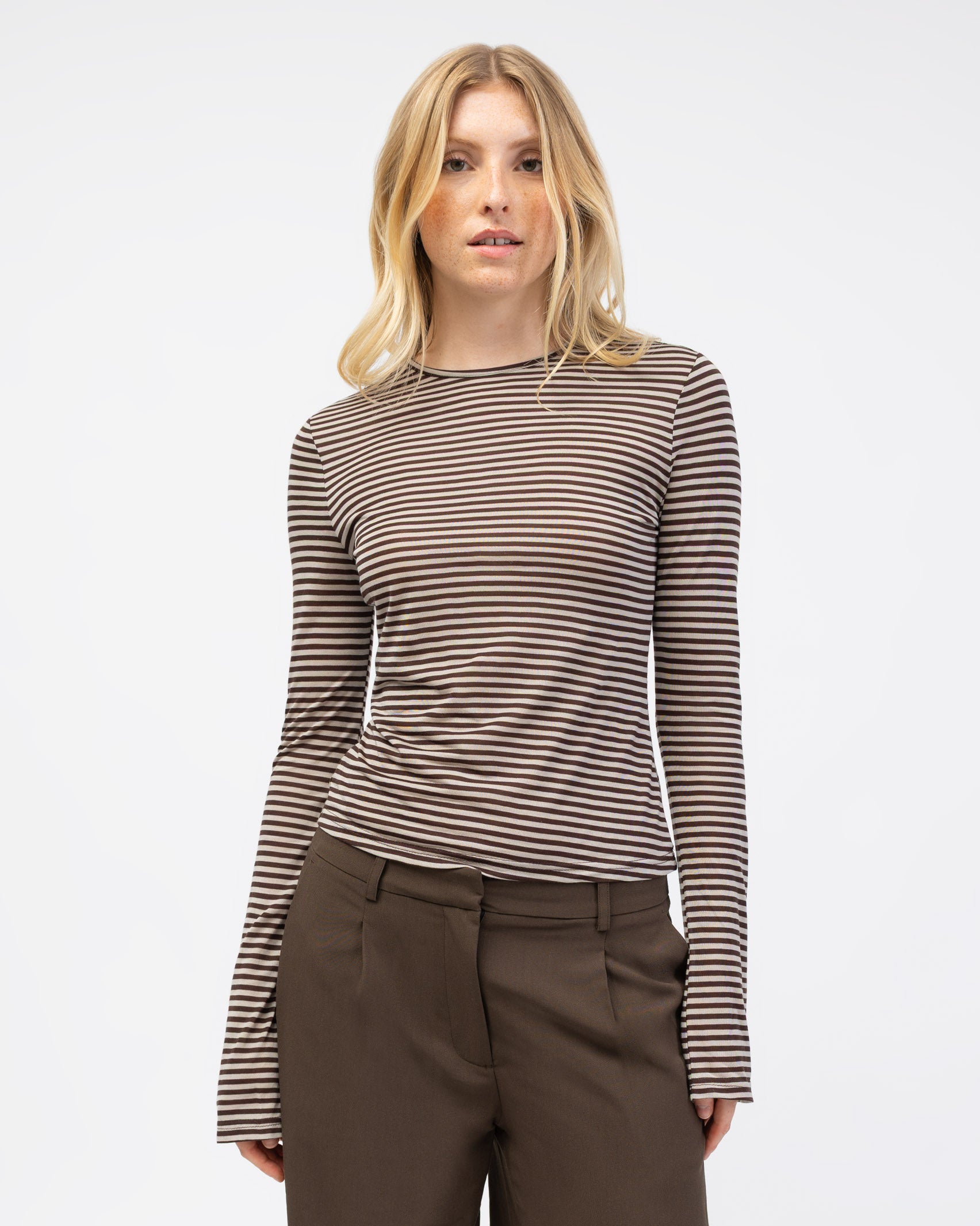 Langarmshirt gestreift von vorne