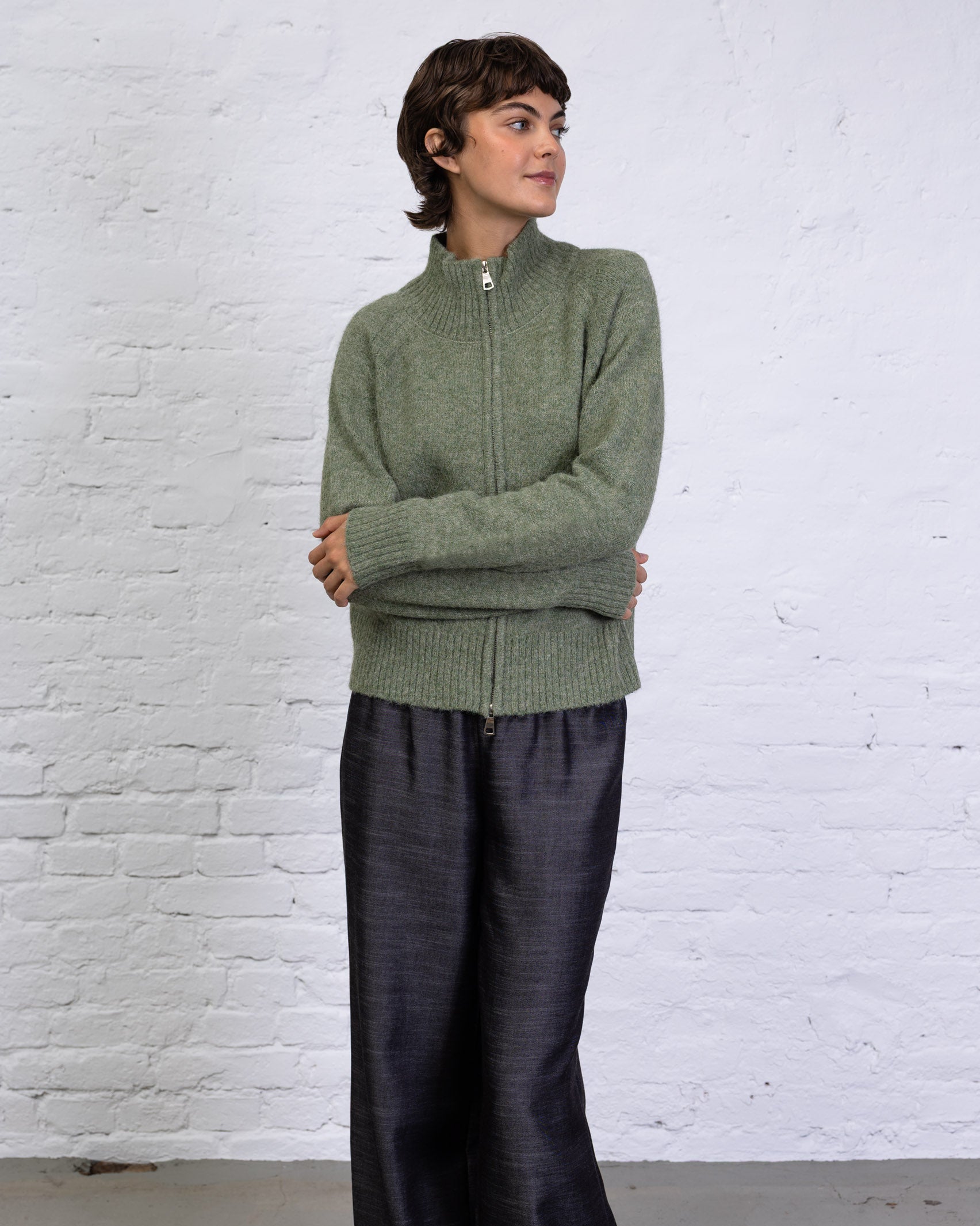 Strukturierte Strickjacke mit Stehkragen