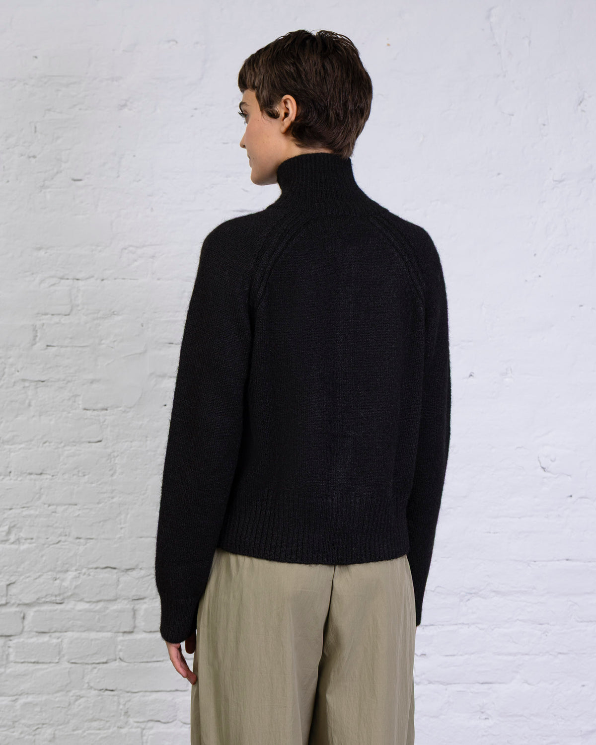 Strukturierte Strickjacke mit Stehkragen