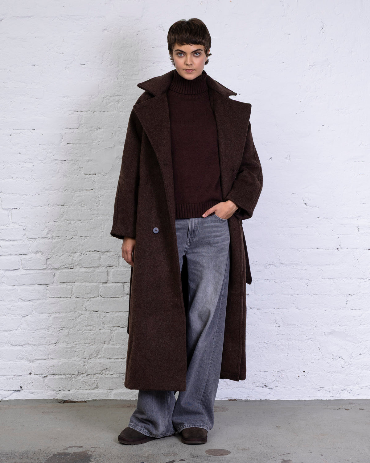 Langer Wollmantel