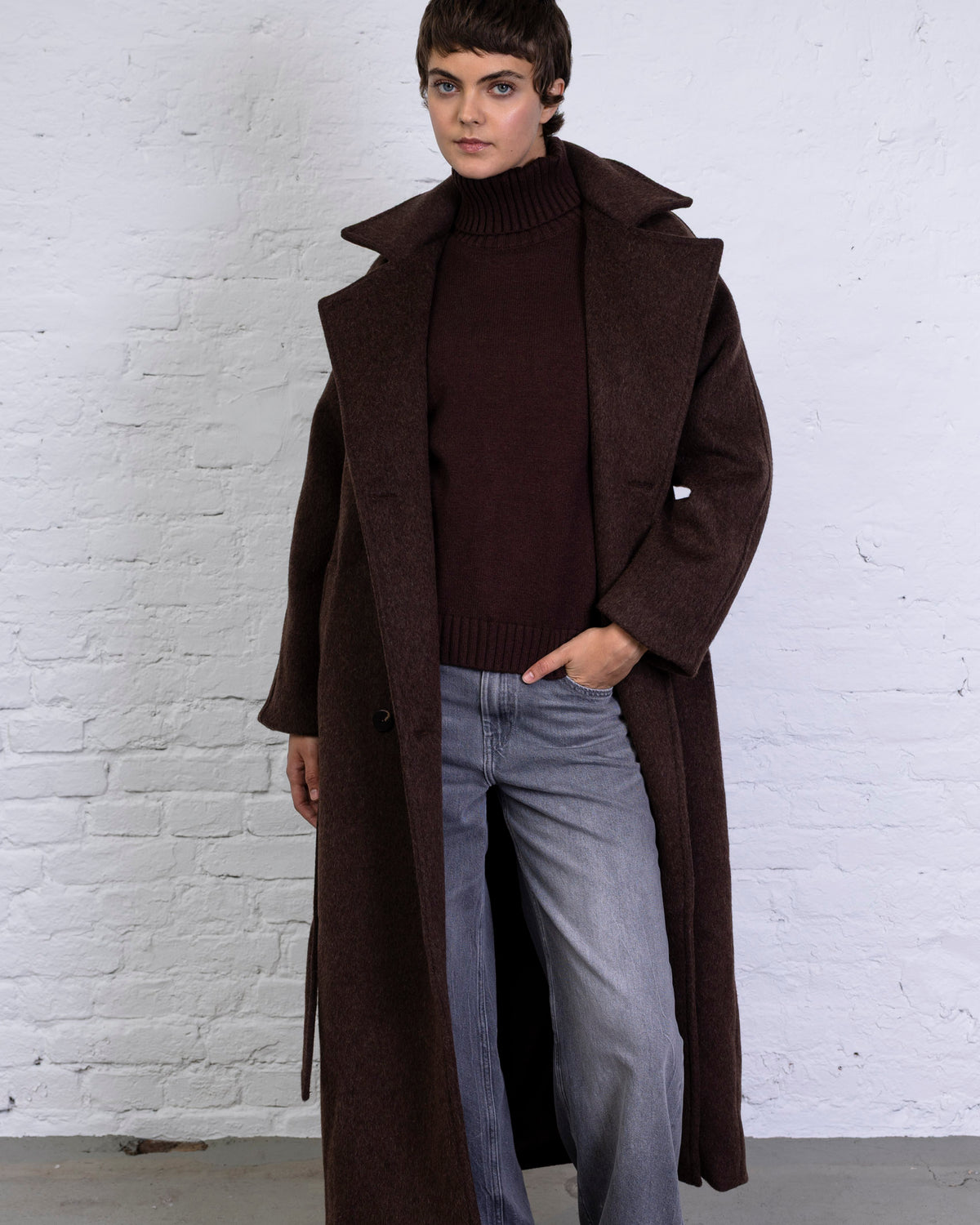 Langer Wollmantel