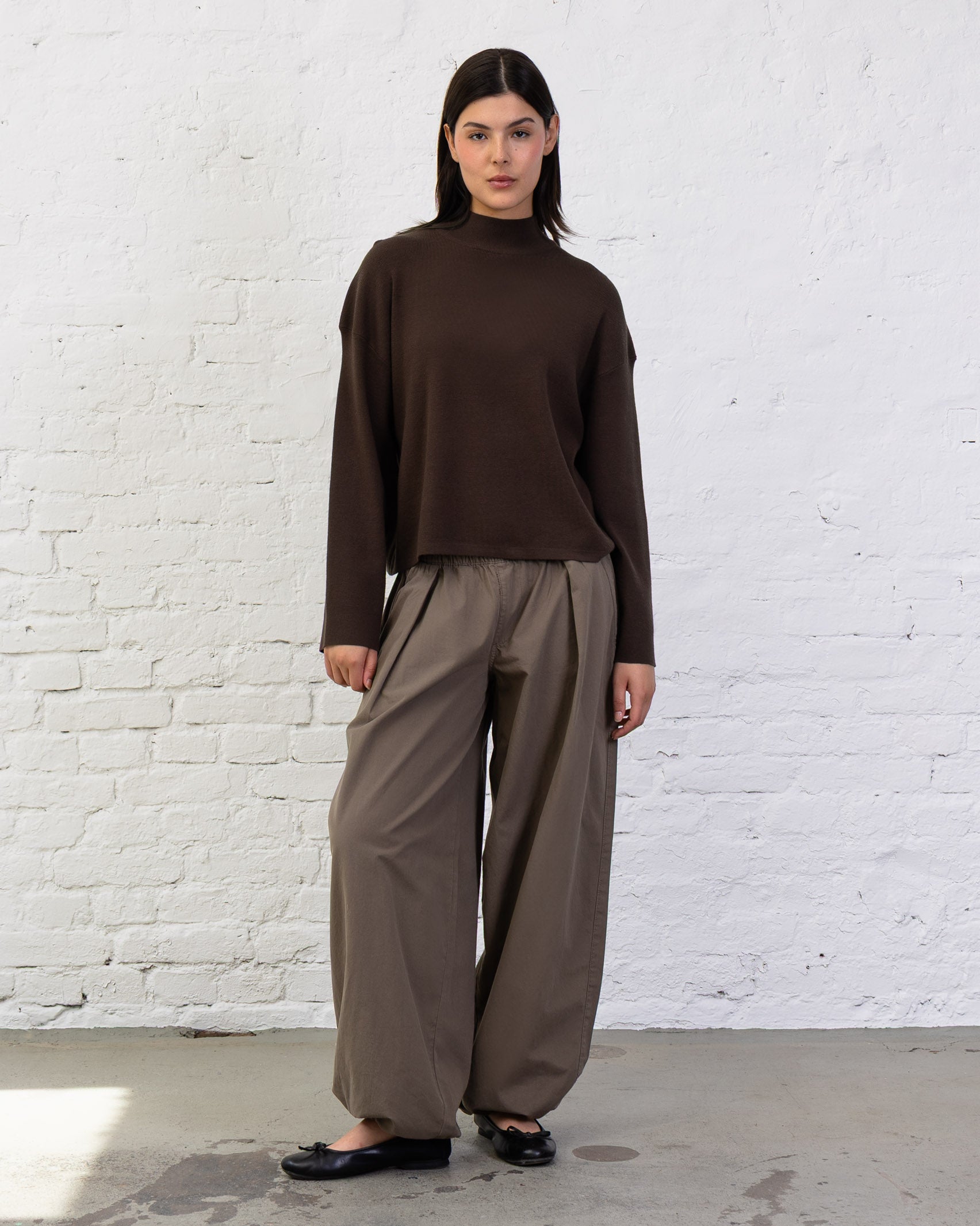 Weicher Pullover mit Stehkragen