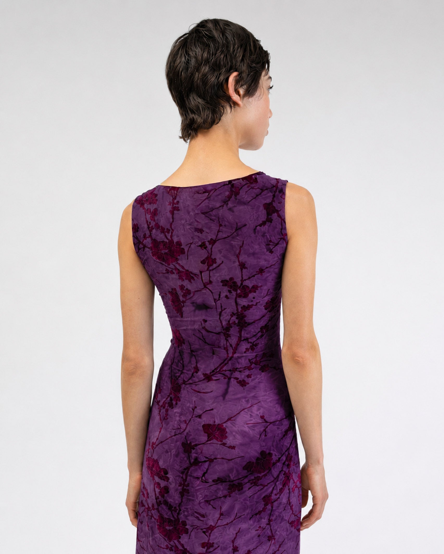 Gerafftes Kleid mit Blumenprint aus Samt