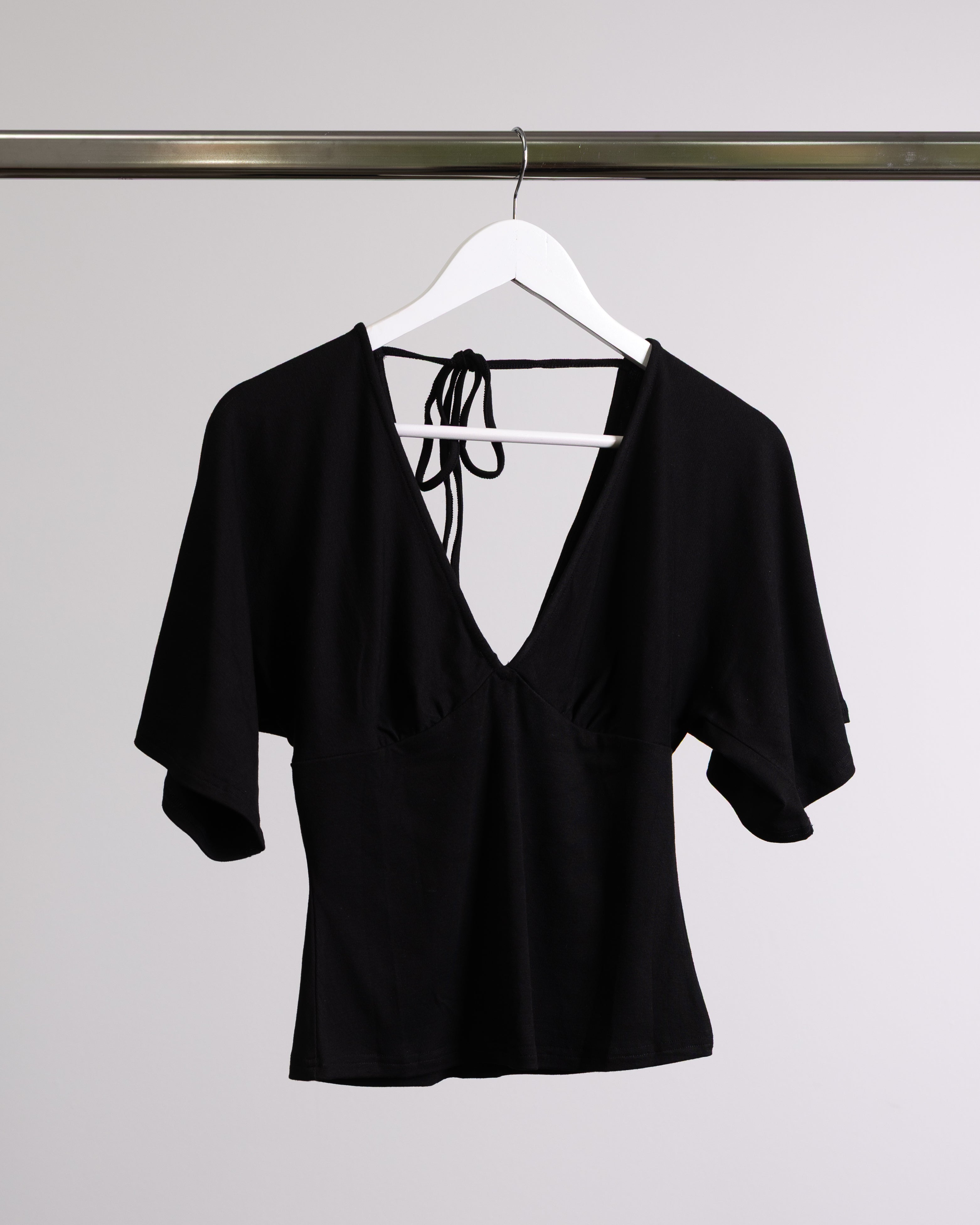 T-Shirt mit Rückendetail