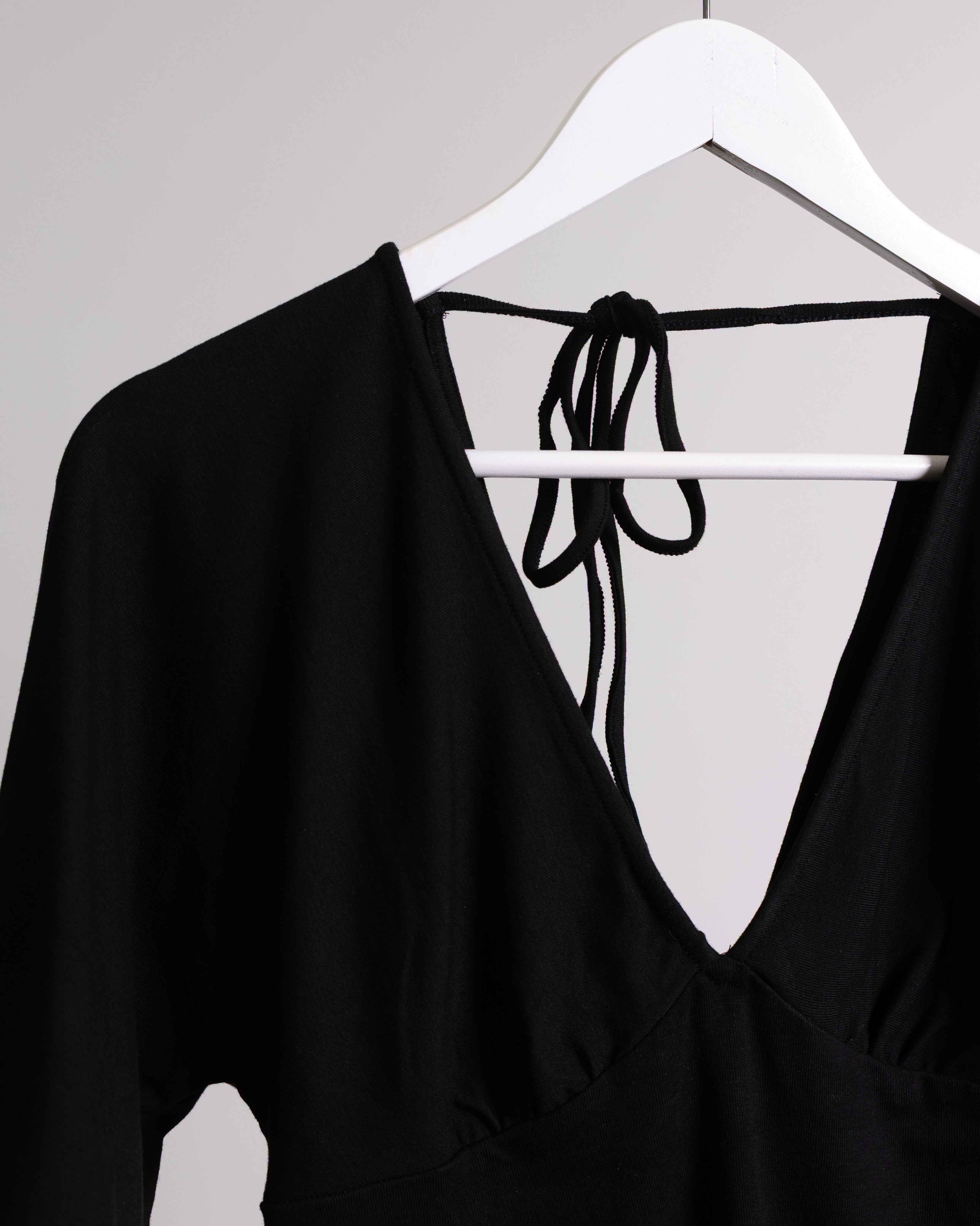 T-Shirt mit Rückendetail