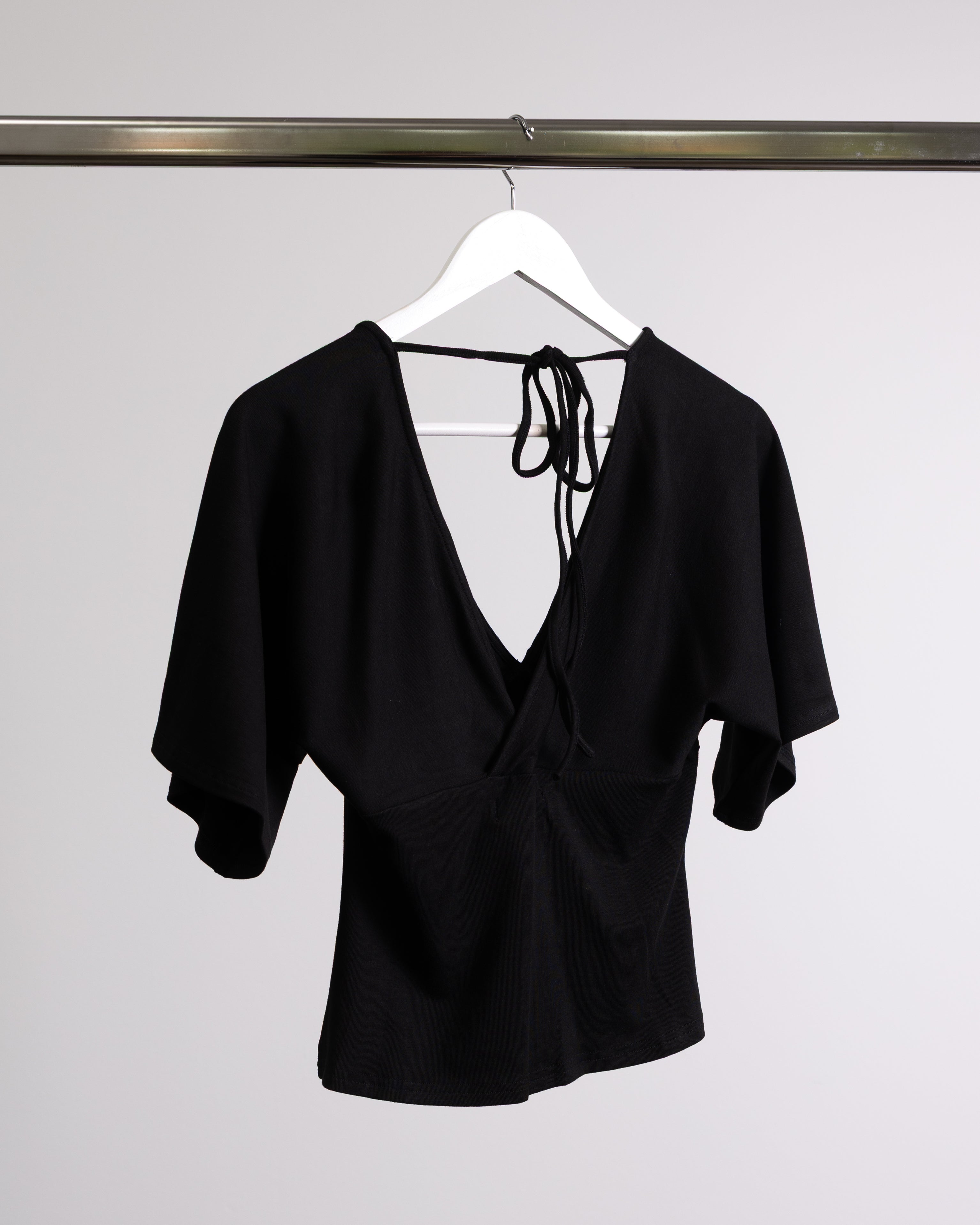 T-Shirt mit Rückendetail