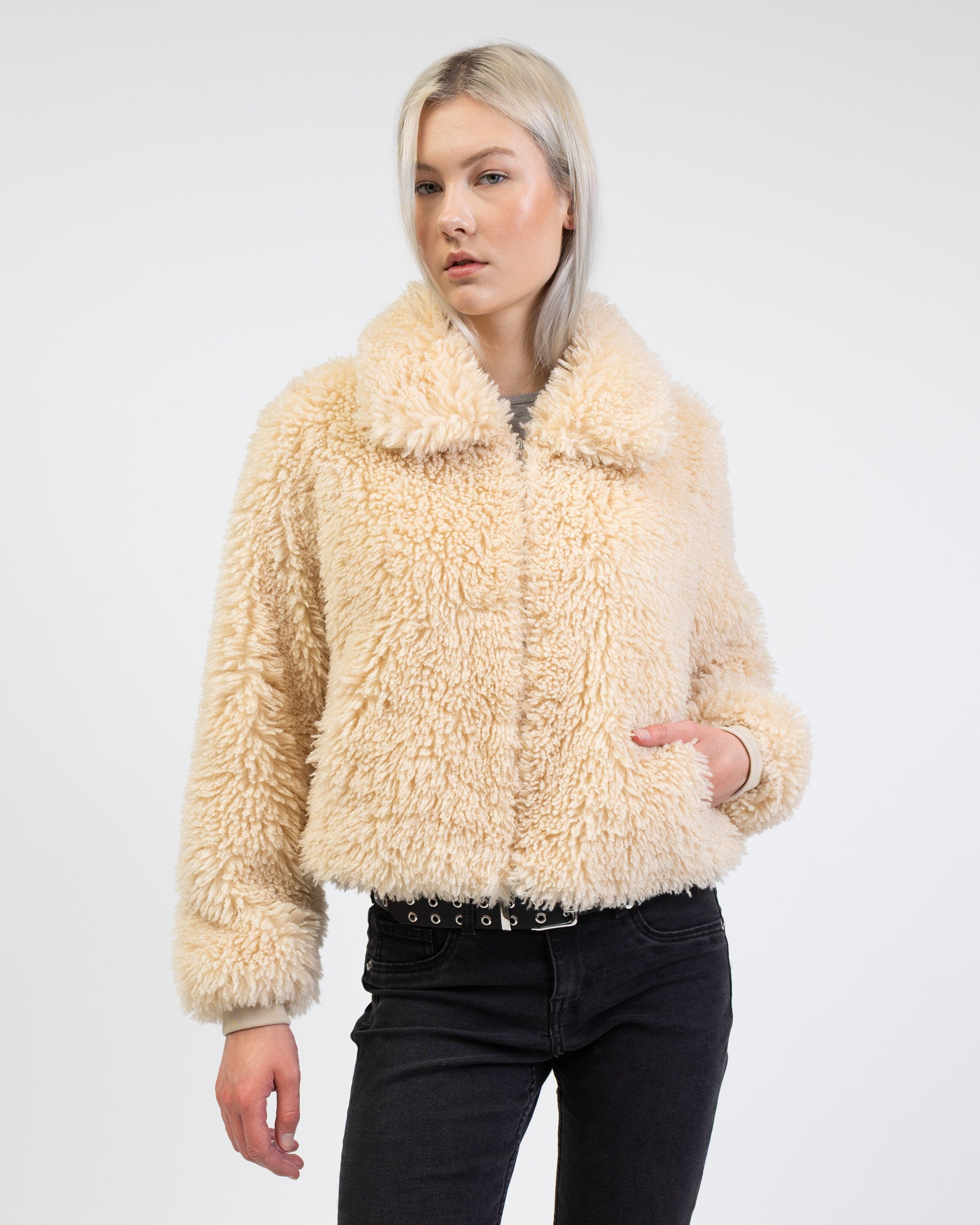 Weiche Jacke mit Reißverschluss