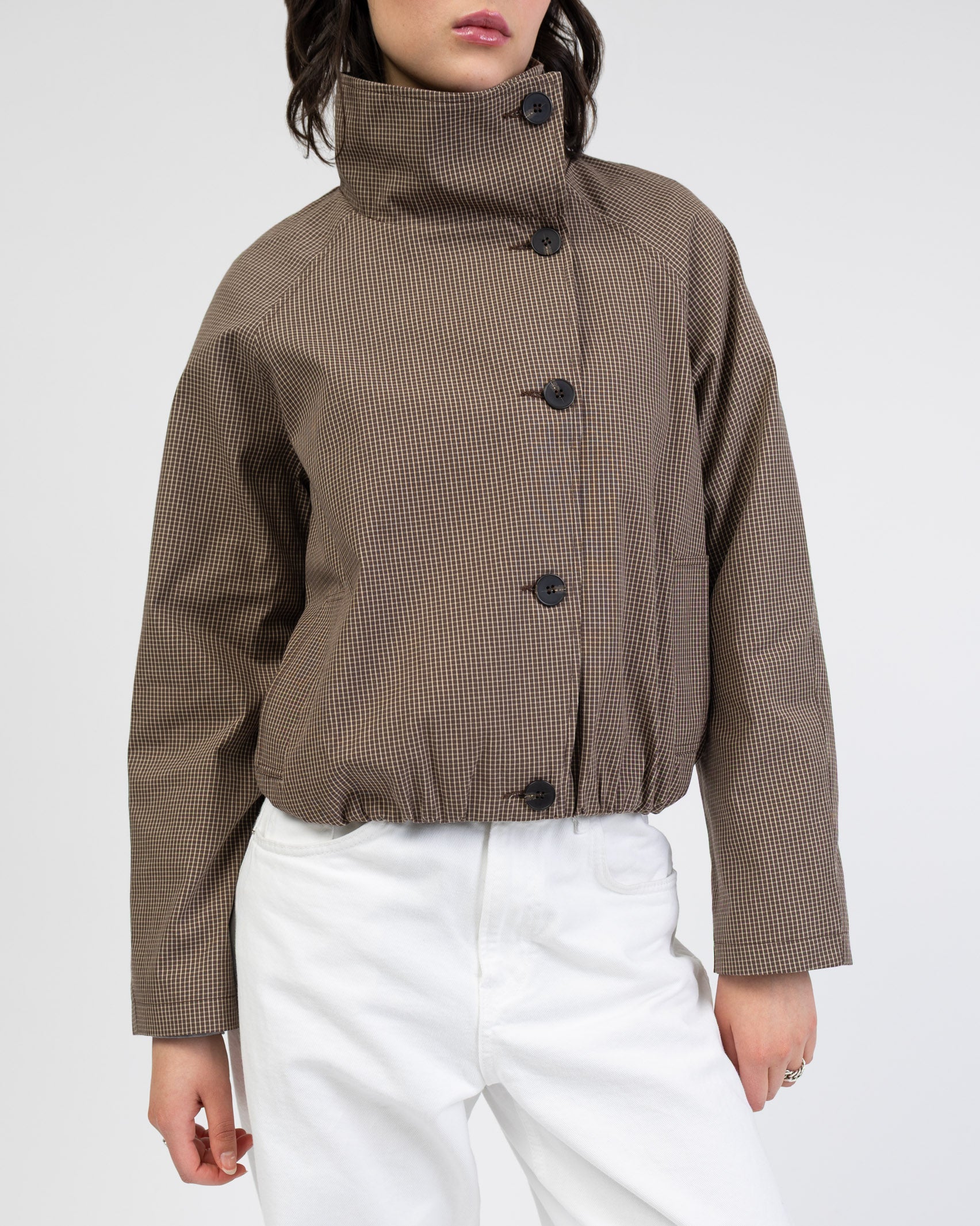 Jacke mit asymmetrischer Knopfleiste
