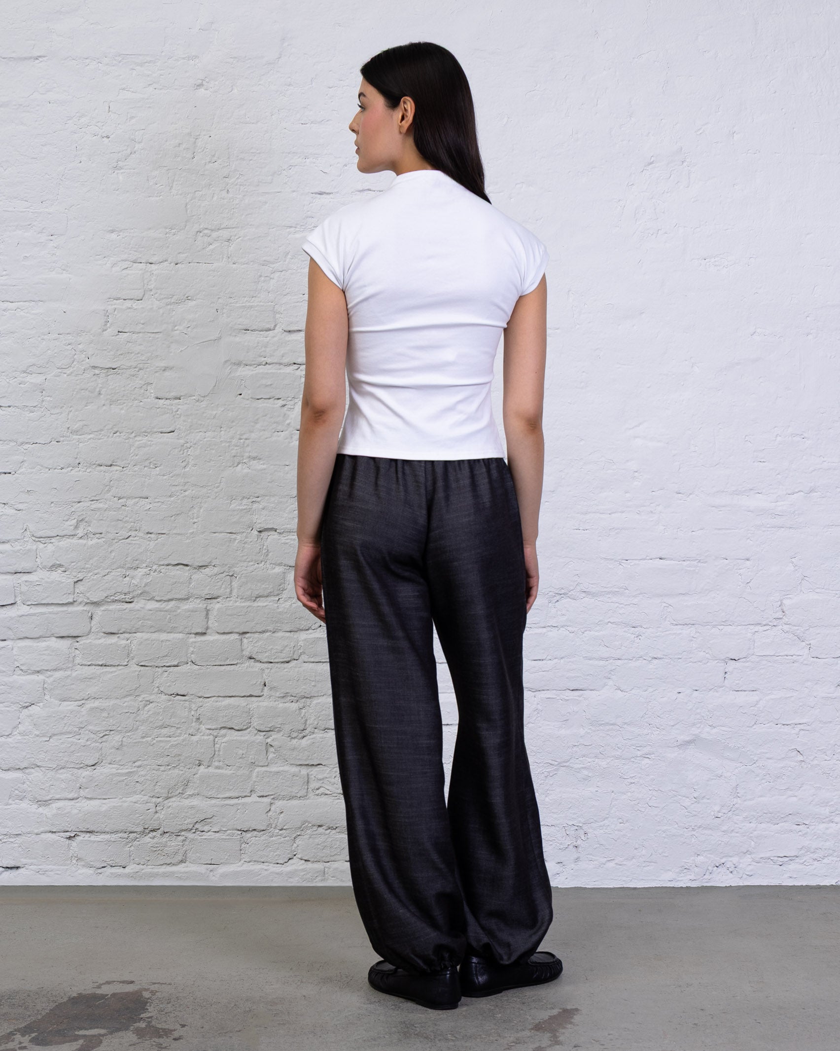 Asymmetrisches Shirt mit Knöpfen