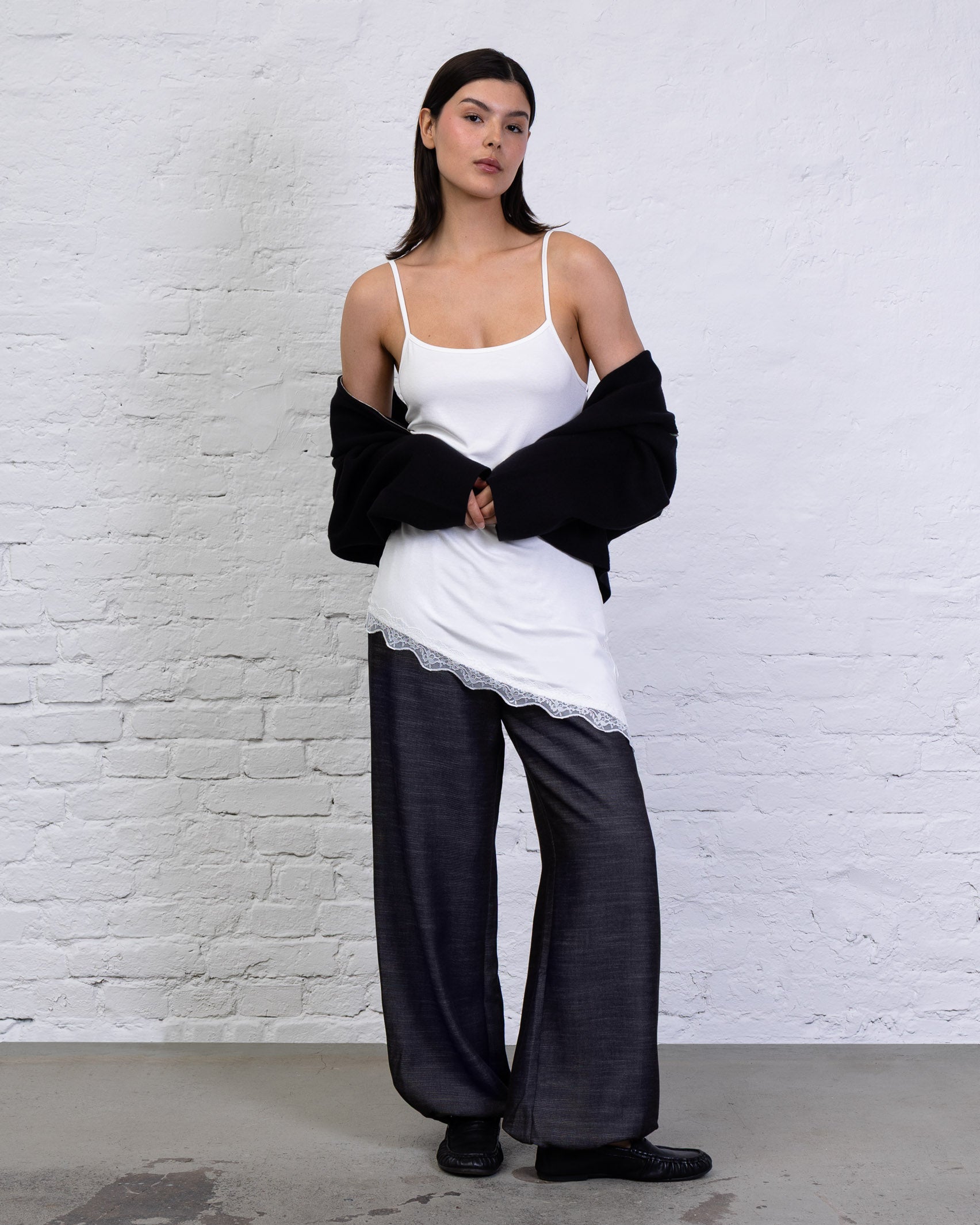 Asymmetrisches Top mit Spitze