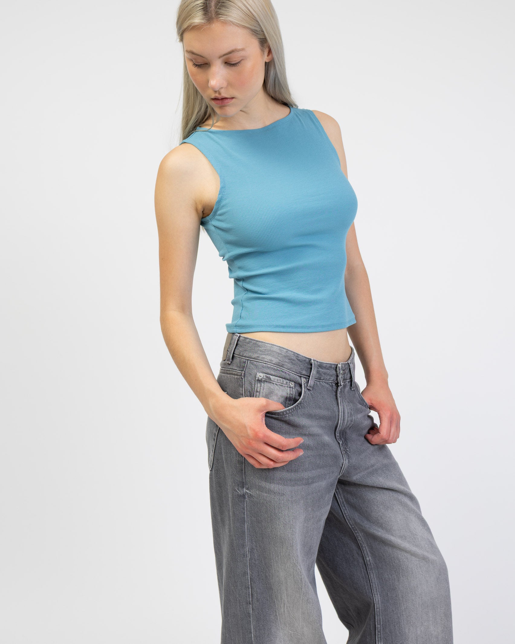 Basic Top mit U-Boot Ausschnitt