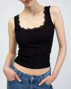 Tanktop mit Spitzendetails