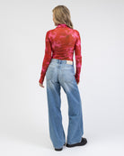 Body mit floralem Muster