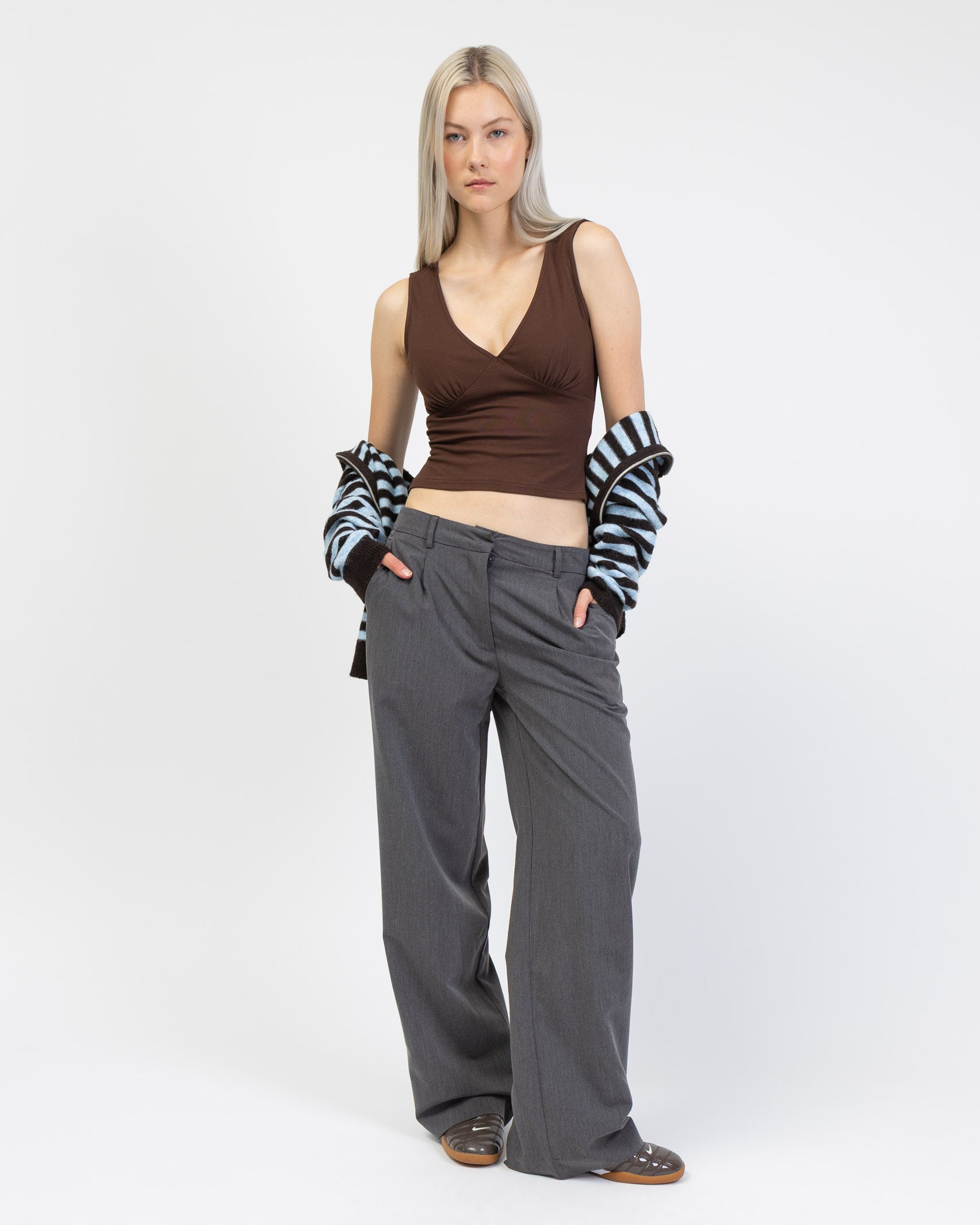 Basic Top mit V-Ausschnitt