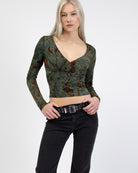 V-Neck Longshirt mit Blumenprint aus Samt