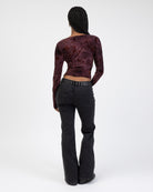 V-Neck Longshirt mit Blumenprint aus Samt