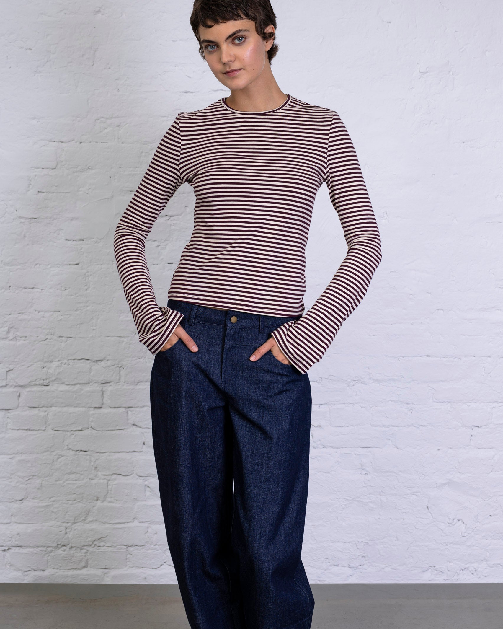 Gestreiftes Longshirt mit Trompetenärmeln