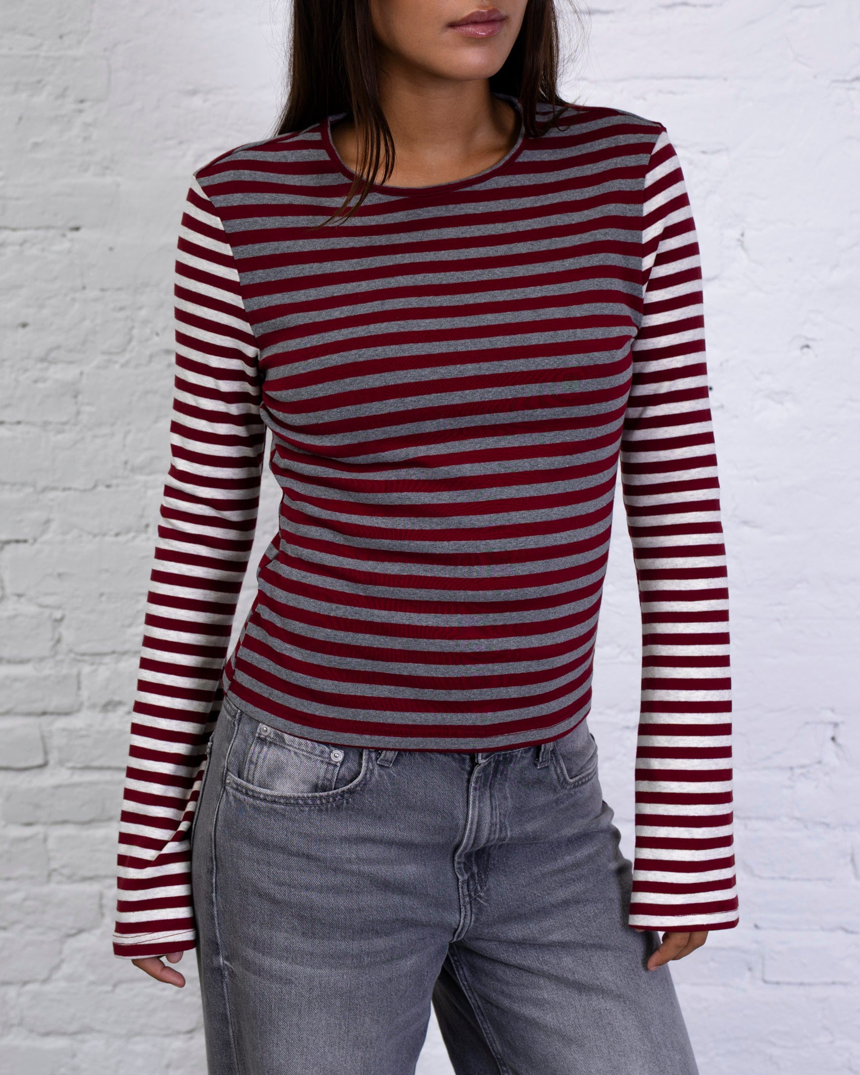 Gestreiftes Langarmshirt mit Farbmix