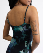 Maxikleid aus Mesh mit blauem Farbverlauf