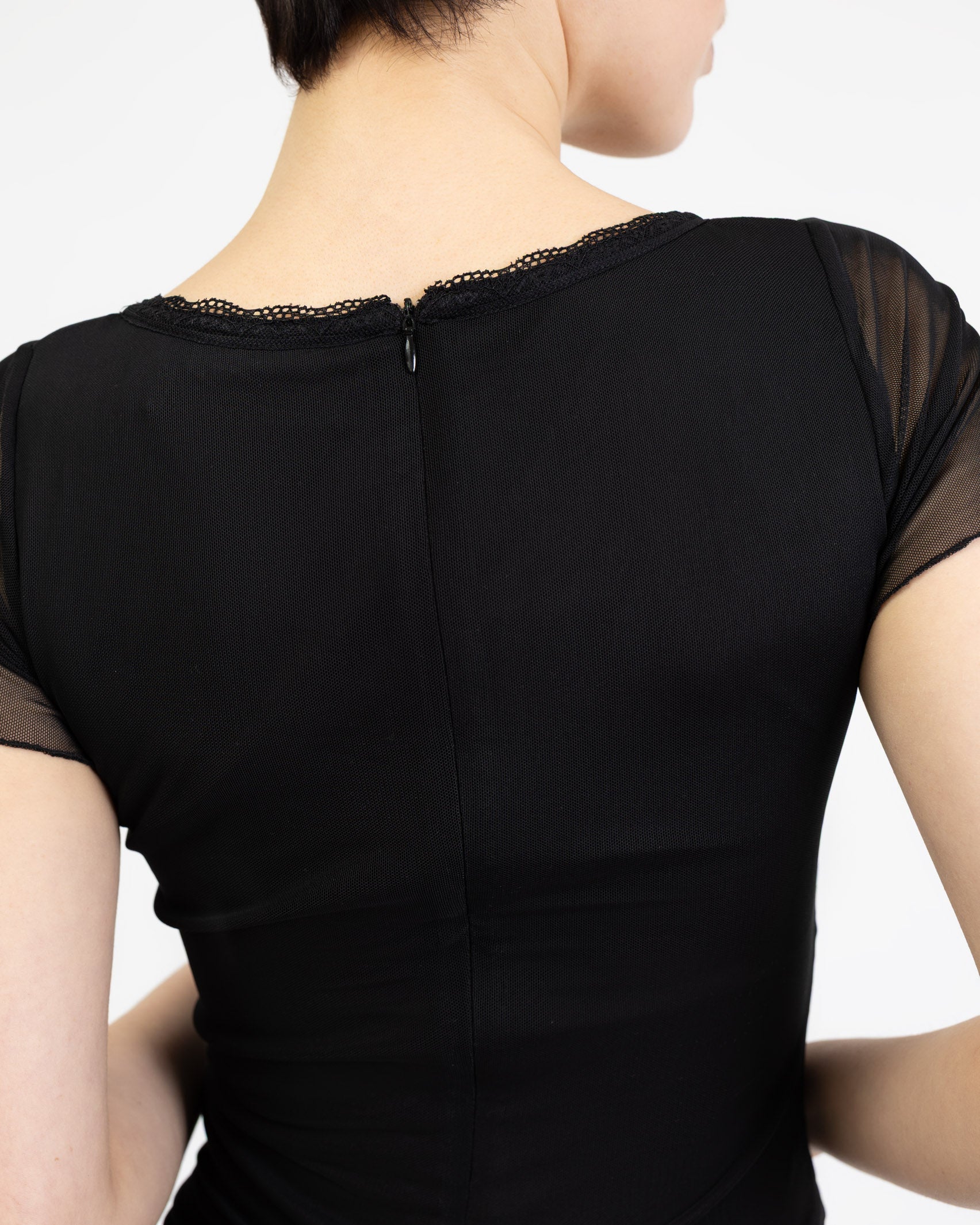 Mesh-Shirt mit Spitzendetails