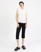 Bluse mit bestickten Blumendetails