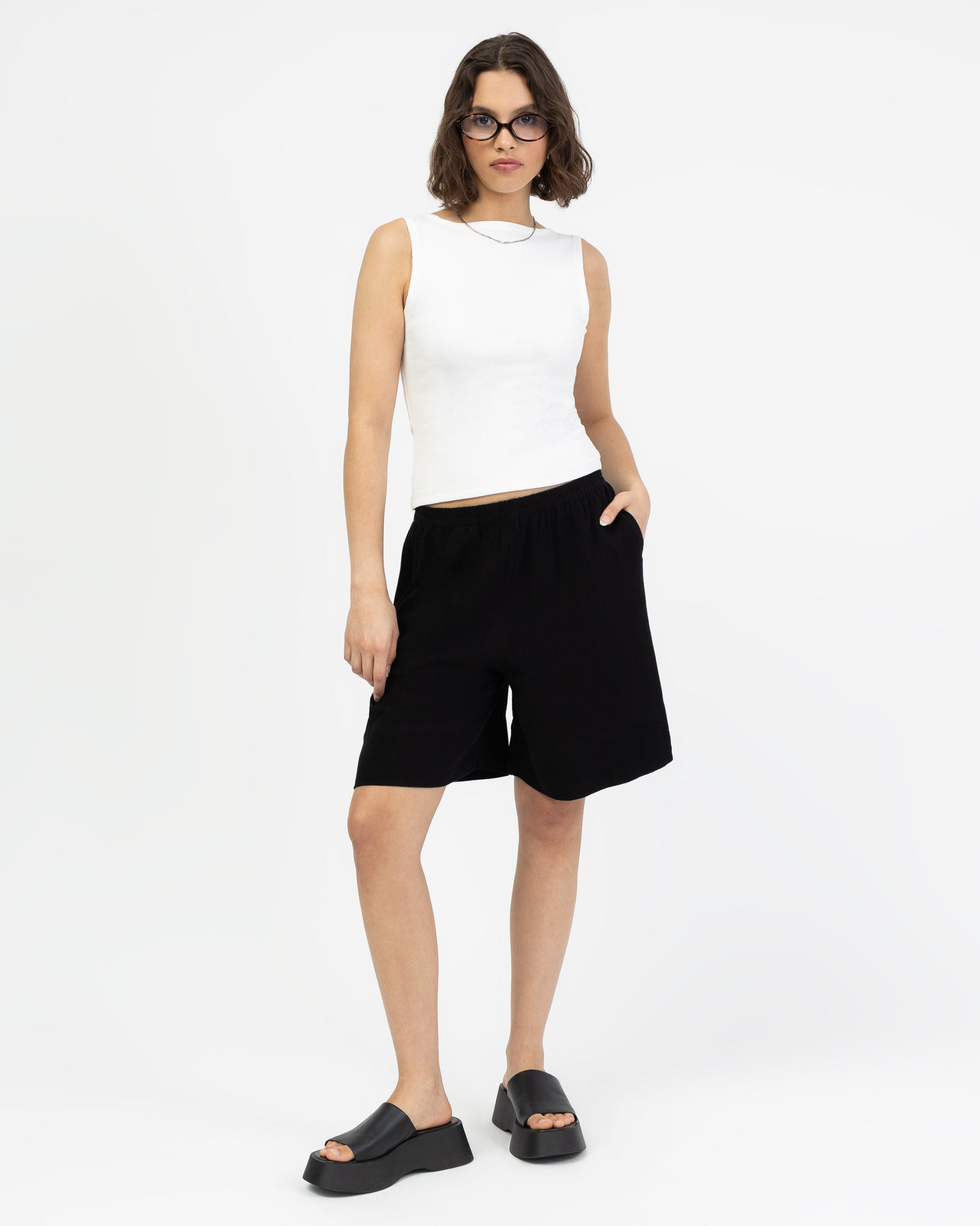 Bermuda Shorts aus Leinen-Mix