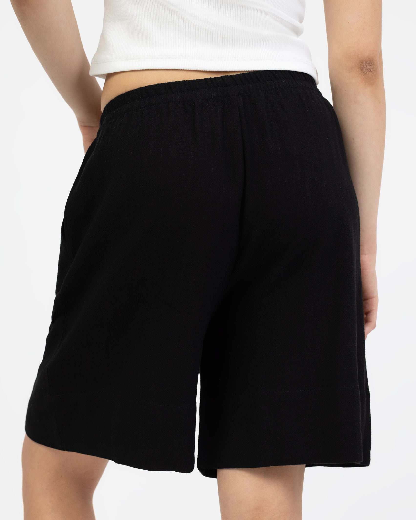 Bermuda Shorts aus Leinen-Mix