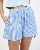 Klassische gestreifte Shorts