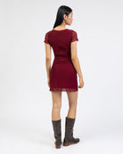 Mesh Minirock mit Spitzdendetail von hinten