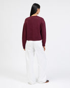 Strickjacke mit Rundhalsausschnitt von hinten