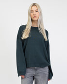 Klassischer Pullover mit Rundhalsausschnitt von vorne
