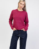 Gestreifter Strickpullover  von vorne