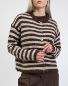 Strickjacke mit Heart Buttons im Detail