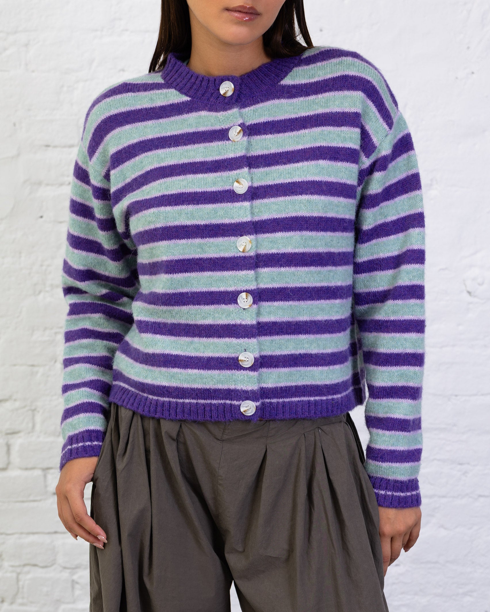 Strickjacke mit Streifen