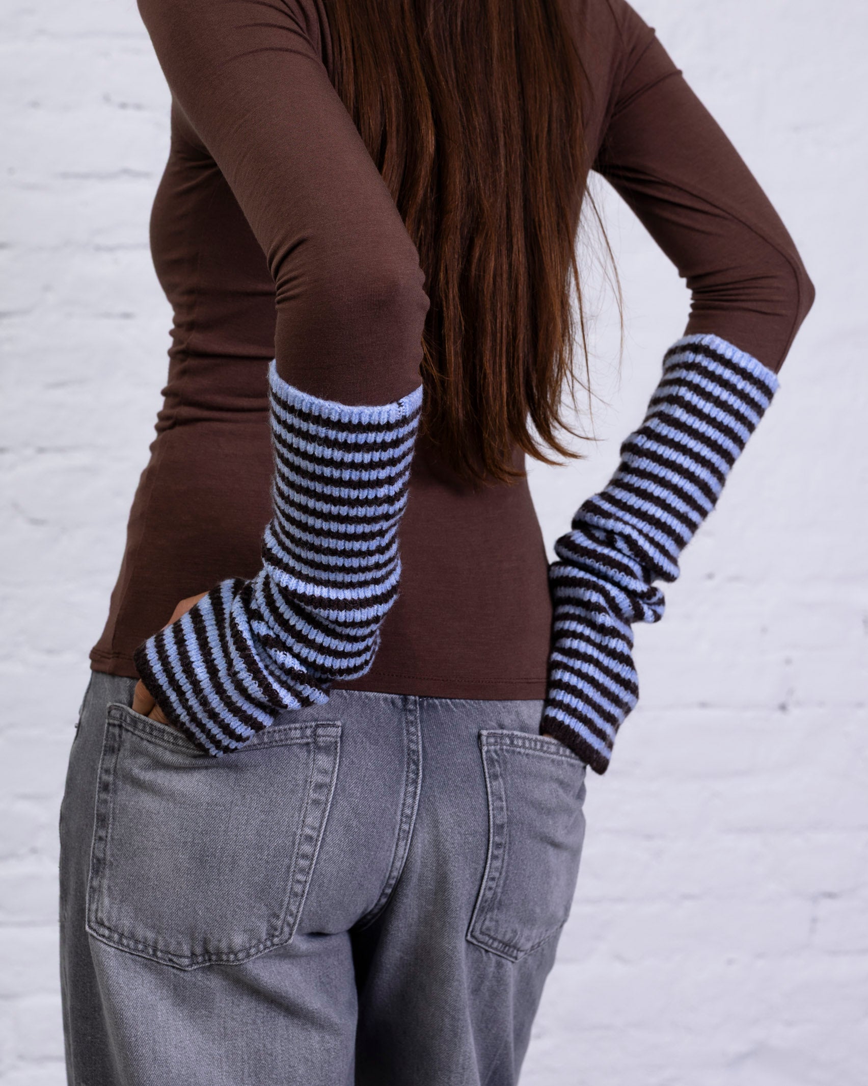 Gestreifte Strickstulpen