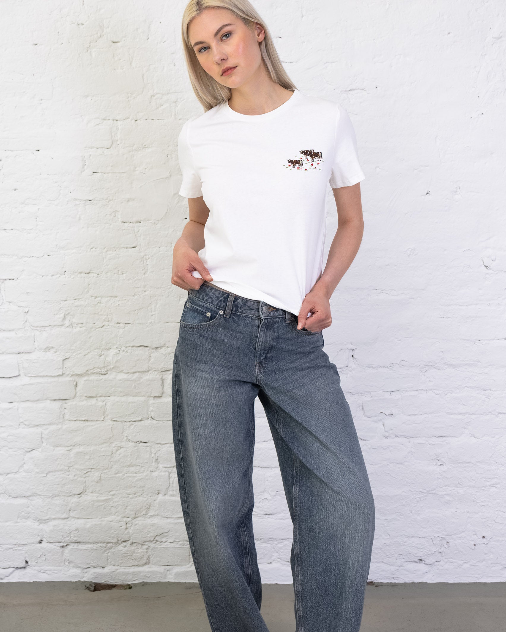 Shirt mit Kuh Stickerei