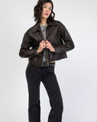 Kunstlederjacke mit Kragen
