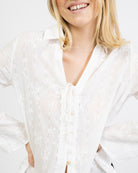 Bluse mit Blumenspitze