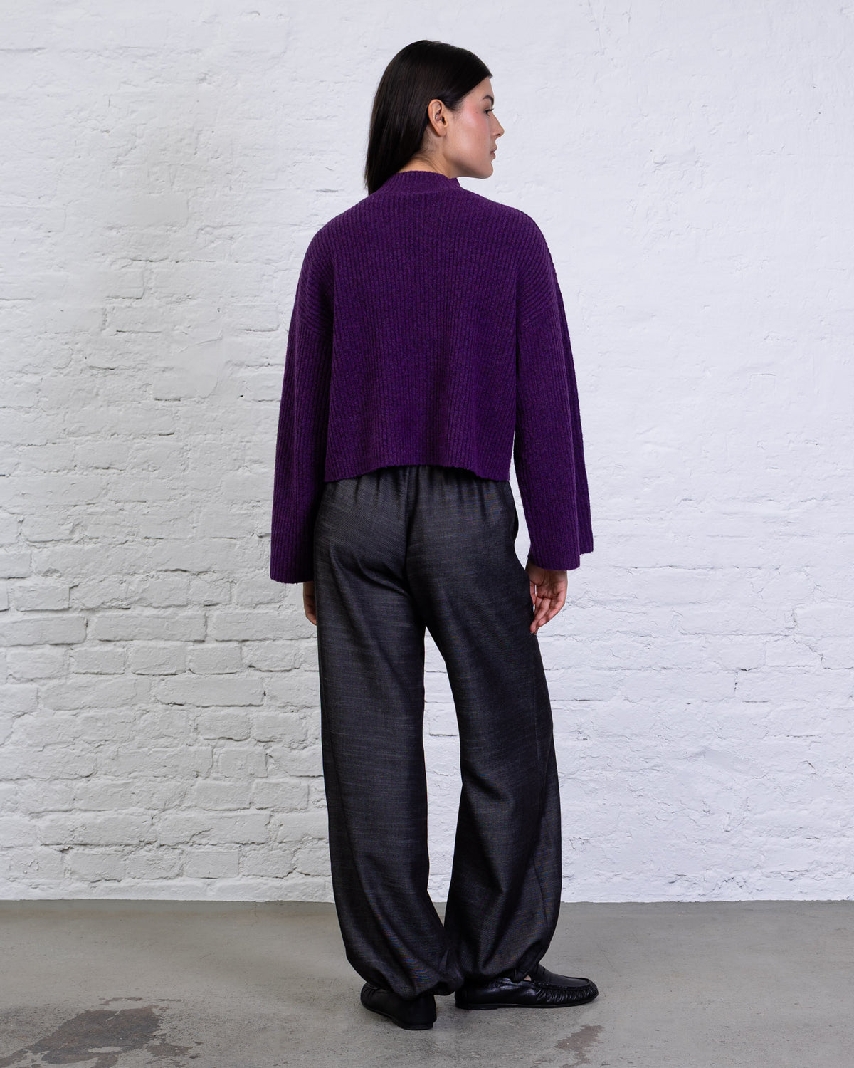 Gerippter Pullover mit Stehkragen