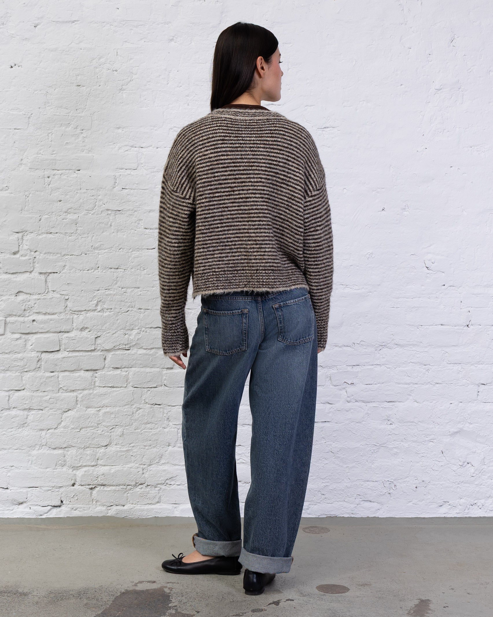 Strickjacke mit dünnen Streifen