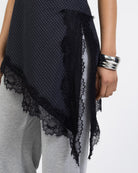 Gepunktetes Camisole mit Spitze