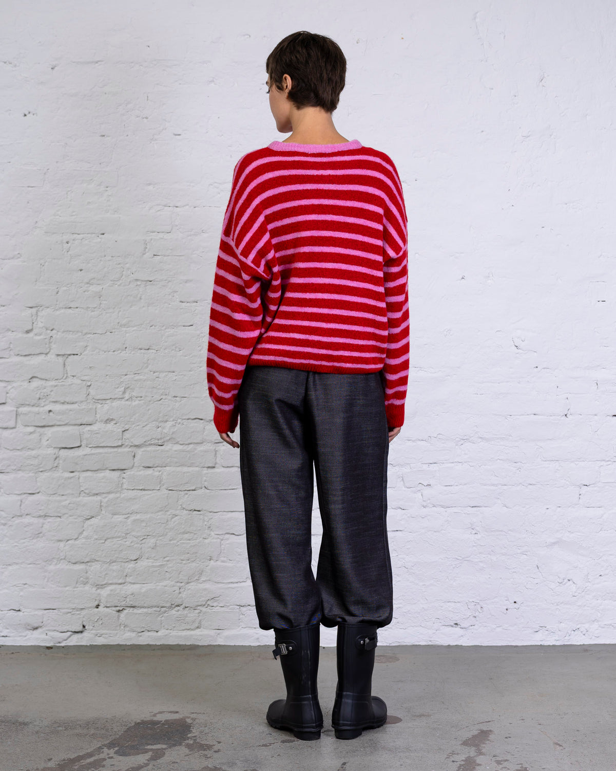 Weiche gestreifte Strickjacke