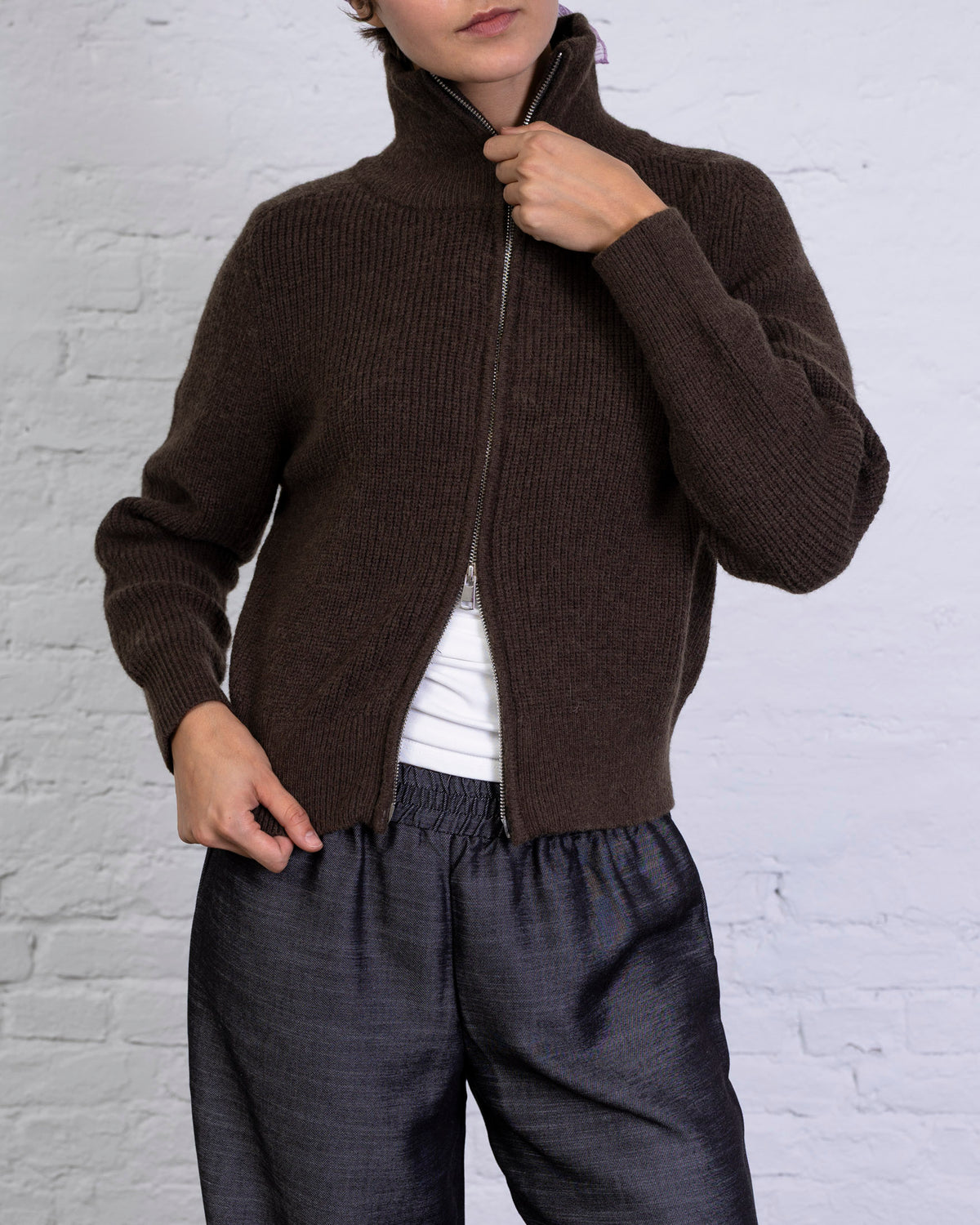 Strukturierte Strickjacke mit Doppel-Reißverschluss