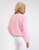 Weiche einfarbige Strickjacke
