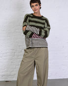 Pullover mit buntem Streifenmix