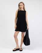 Rückenfreies Minikleid aus Leinen-Mix