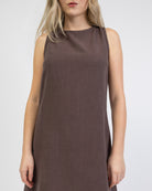 Rückenfreies Minikleid aus Leinen-Mix